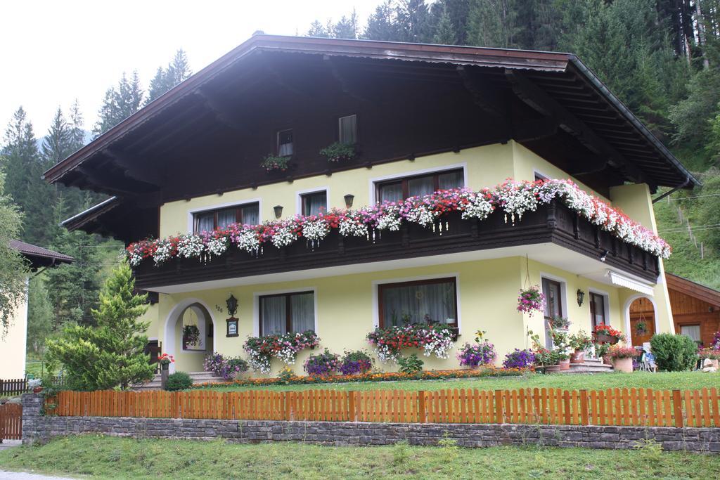 Schwarzenbacher Lungotz ภายนอก รูปภาพ
